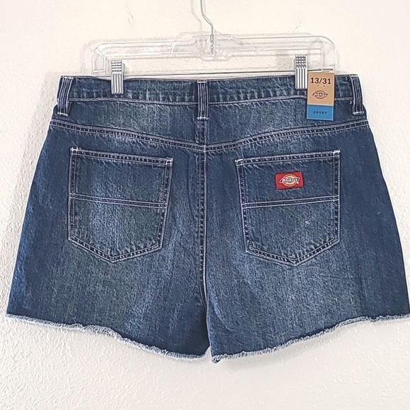 *NWT* DICKIES Stars & Stripes Print 5-Pocket Shorts, size 13/31 - Picture 5 of 7